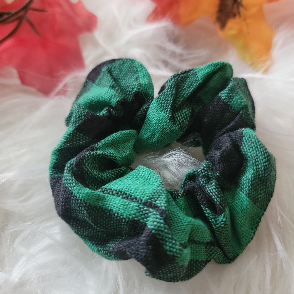 Green and Black Plaid Scrunchie Hair Tie